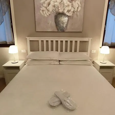 Sottocastello 1 아파트 *