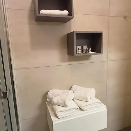 Sottocastello 1 *