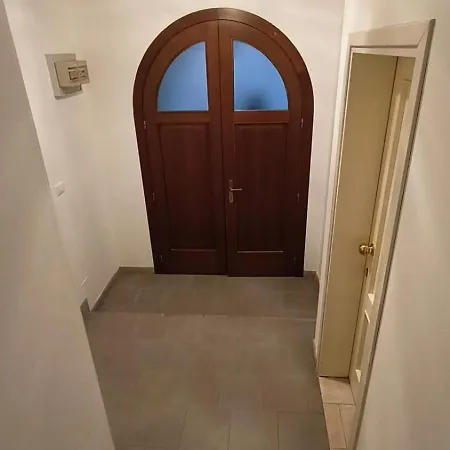 Sottocastello 1 Apartment