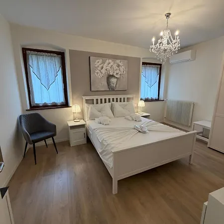 Sottocastello 1 Apartament Gorycja